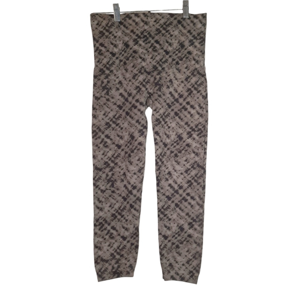 SPANX Seamless Cropped Watercolor Leggings Abstract Layering Black Gray XL 10 12 - Picture 6 of 7